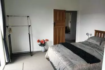 Aamiaismajoitus (B&B) Al And Rosies B+b