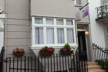 Majatalo Pink Pavilion