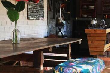 Praia Do Rosa Hostel