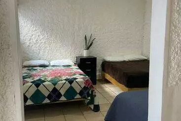 Retkeilymaja Perla Mazatlan