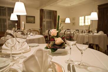 Otel Bad Schauenburg