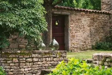 Aamiaismajoitus (B&B) Tomette Singuliere