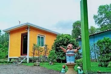 Hotelli Suansuppachok Inn