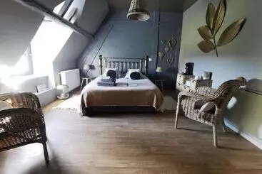 ペンション La Cour D'hortense