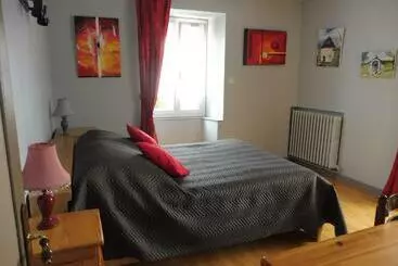 Aamiaismajoitus (B&B) Au Pied Du Cognelot