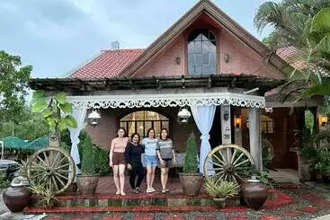 Hôtel Bognot Lodge Mt Pinatubo Guesthouse