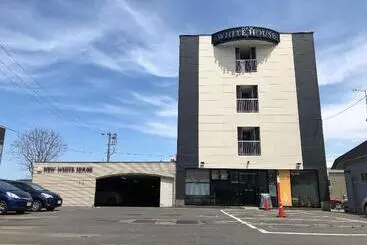 Hotel New White House