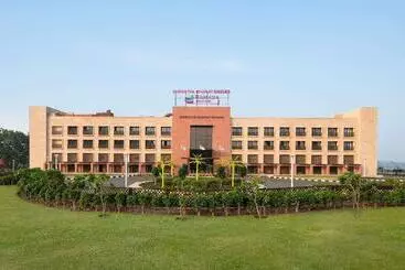 ホテル Ramada Encore By Wyndham Statue Of Unity