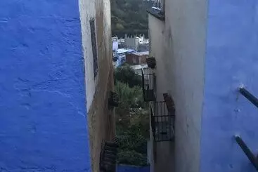 ペンション Honeysunckle