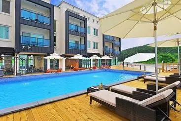 ホテル Glories Pension