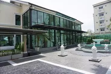 Hotelli The Green View