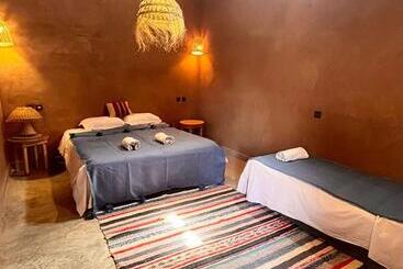 هاستل Dar Talmoudi