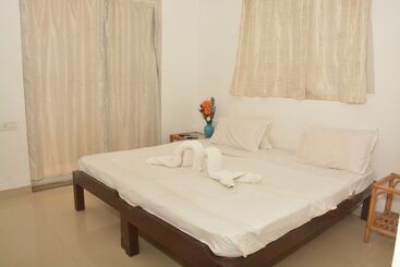 Holiday Beach Resort Mrkt By Splenor