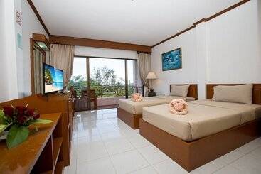 هتل The Princess Beach Resort