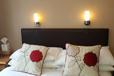 פנסיון Penryn Guest House