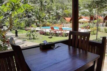 酒店 Crystal Bay Villa & Residence