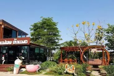 Hotel Hugphaeng Garden