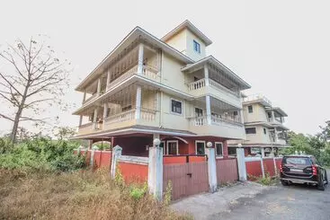 Hotelli Oyo 10402 Home 4bhk Villa Panjim Old Goa Highway