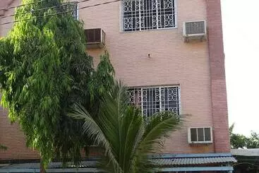 Hotel Shantinath Palace