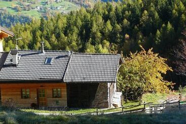 Dom wiejski Baita Cavecia