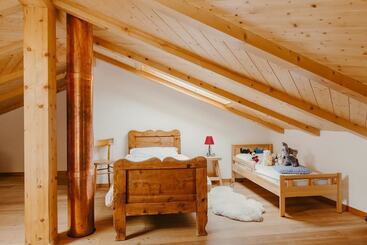 بيت ريفى Baita Cavecia