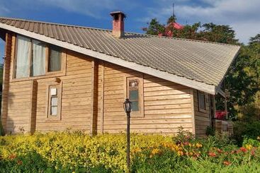 Hotel The Chalets Naldehra