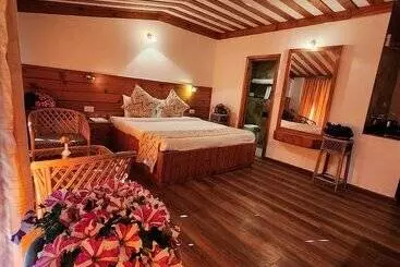 Hotel The Chalets Naldehra