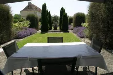 Bed and Breakfast Château Du Bourbet