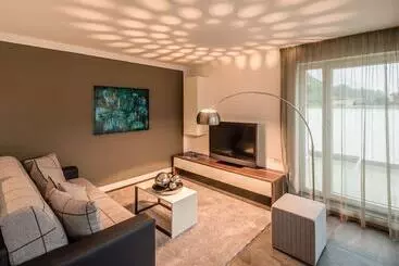 アパートホテル Hidalgo Suites & Restaurant