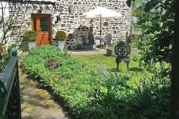 Frenes B & B