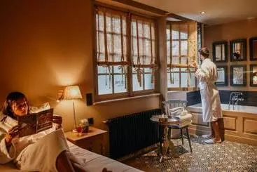 Hotel Les Pins De Cesar  La Campagne D Etretat