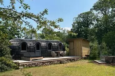 Hotelli Les Pins De Cesar  La Campagne D Etretat