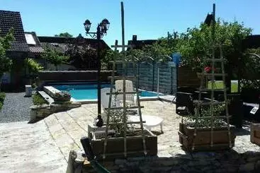 Majatalo Chambre D Hôtes Le Chat Botté