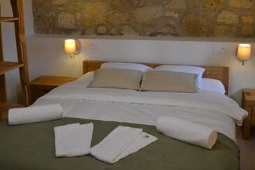 Пансион Le Miel Et L'eau