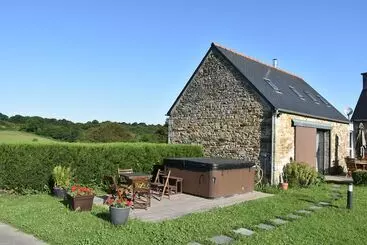 Majatalo Keryanti Domaine De Lesleac'h