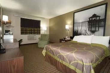 هتل Super 8 By Wyndham Greenville