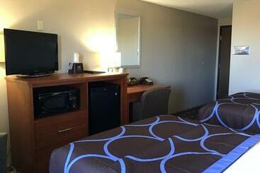 Motel Super 8 By Wyndham Miles City