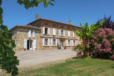 קוטג'' Les Bourdoncles