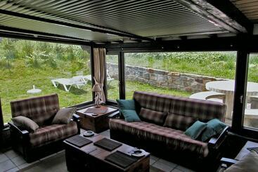 بيت ريفى Monte Baserria