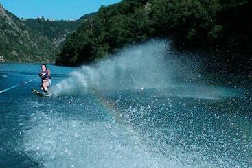 ペンション Le Cintrium