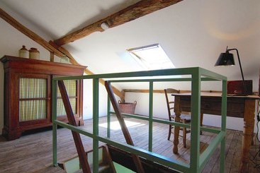 Charming Cottage In Ladignaclelong With Garden