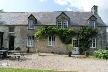 Majatalo Le Vitrail Chambre équipée Sans Service Repas