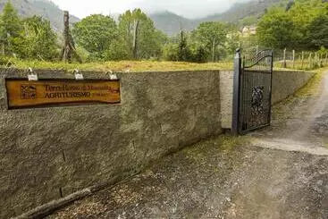 コテージ Agriturismo Terrerosse Di Massadita