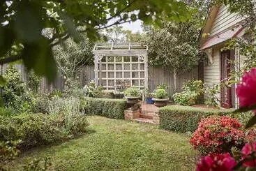 Box Cottage Apartment