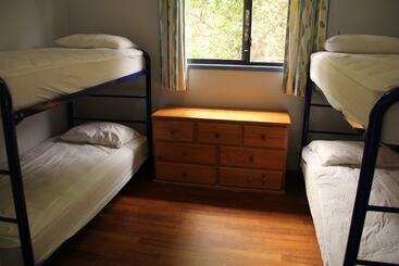 بيت ريفى Depot Beach Cabins