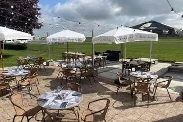 ホテル L'aérodrome De La Baie De Somme