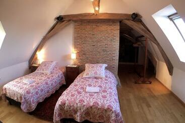 ペンション Le Presbytère Du Vigneau