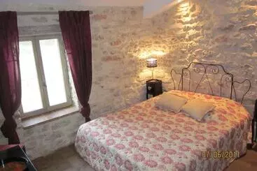 Bed and Breakfast A La Maison D'hôtes
