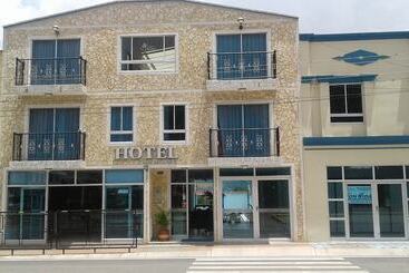 Hotel Orquidea Resort