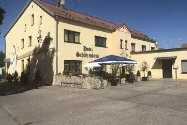 ホテル Schützenhaus